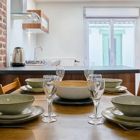 Le Flore - Les Demeures D'adrien Apartment